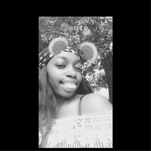 Meet your Posher, Gabrielle